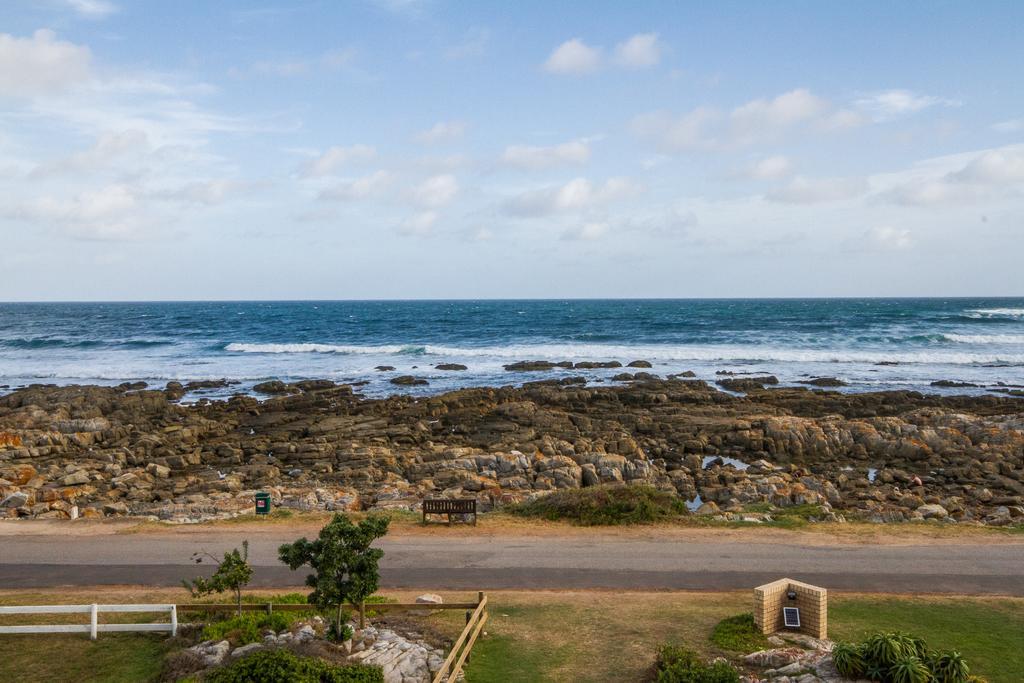 Little Rock Guesthouse Groot-Jongensfontein Esterno foto