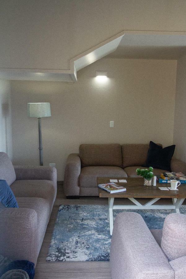 Little Rock Guesthouse Groot-Jongensfontein Esterno foto
